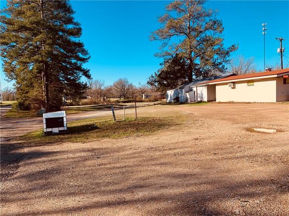 2962 Louisiana 107, Effie, LA 71331